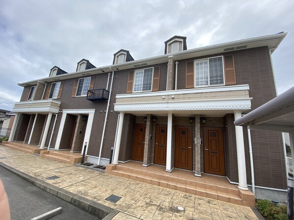 エスポワール中地の物件外観写真